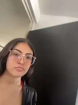 StripChat Gaby-Herrera is Freechat Gaby-Herrera — BIG SQUIRT + CUM IN PUBLIC